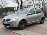 Gebraucht Dacia Sandero 75 PS (55 kW) 2011 Beige Kleinwagen