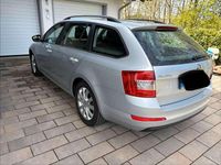 Gebraucht Skoda Octavia 105 PS (77 kW) 2014 Kombi
