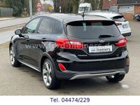 Gebraucht Ford Fiesta Active 101 PS (74 kW) 2018 Schwarz Kleinwagen