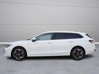 Gebraucht VW Passat Elegance 150 PS (110 kW) 2024 Weiß Limousine