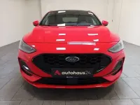 Używany Ford Focus ST-Line X 155 KM (114 kW) 2023 Czerwony Sedan/Limuzyna