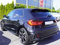 Gebraucht Audi A1 Comfort 150 PS (110 kW) 2021 Schwarz SUV