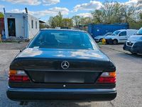 Second-hand Mercedes E300 220 CP (161 kW) 1992 Negru Coupe
