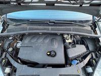 Gebraucht Ford Galaxy 140 PS (102 kW) 2010 Silber Van / Kleinbus