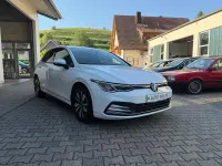 Gebraucht VW Golf VIII Move 110 PS (80 kW) 2024 Weiß Limousine