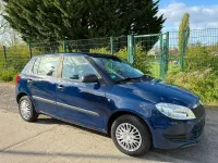 Gebraucht Skoda Fabia Active 60 PS (44 kW) 2012 Blau Kleinwagen