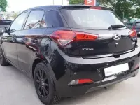 Gebraucht Hyundai i20 Trend 84 PS (61 kW) 2018 Schwarz Limousine