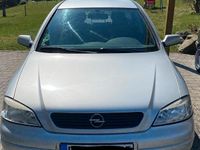 Używany Opel Astra 101 KM (74 kW) 2002 Srebrny Sedan/Limuzyna