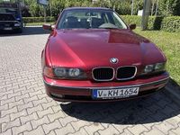 Gebraucht BMW 523 170 PS (125 kW) 1996 Rot Limousine