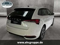 Gebraucht Skoda Scala Selection 95 PS (69 kW) 2024 Weiss Kleinwagen