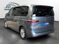 Gebraucht VW Multivan Basis 204 PS (150 kW) 2024 Grau Van / Kleinbus
