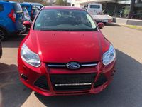 Gebraucht Ford Focus SYNC Edition 125 PS (91 kW) 2014 Rot Limousine