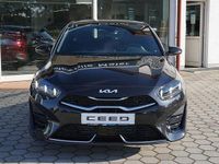 Neu Kia Ceed GT-Line 140 PS (102 kW) 2025 Schwarz Kleinwagen