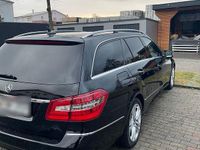 Gebraucht Mercedes E350 Avantgarde 265 PS (194 kW) 2012 Kombi