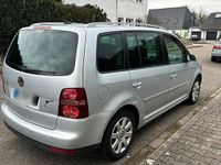 Gebraucht VW Touran 170 PS (125 kW) 2007 Silber Van / Kleinbus