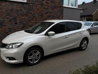 Gebraucht Nissan Pulsar 116 PS (85 kW) 2016 Weiß Kleinwagen