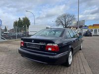 Gebraucht BMW 523 170 PS (125 kW) 1998 Blau Limousine