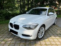 gebraucht BMW 116 d, weiß, sehr guter Zustand, Service neu,TÜV 08/25, Extras