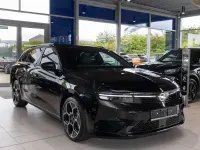 Neu Opel Astra Ultimate 131 PS (96 kW) 2026 Schwarz Kombi
