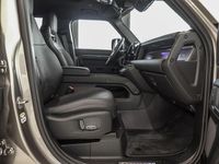 Gebraucht Land Rover Defender 643 PS (472 kW) 2025 Petra copper SUV