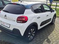 Gebraucht Citroën C3 Shine 110 PS (80 kW) 2022 Polar weiß/dach blau Kleinwagen