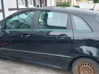 Gebraucht Mercedes B200 110 PS (80 kW) 2010 Schwarz Van / Kleinbus
