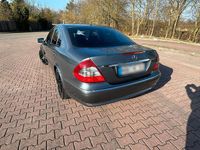 Gebraucht Mercedes E280 240 PS (176 kW) 2006 Grau Limousine