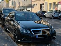 Gebraucht Mercedes E500 387 PS (284 kW) 2009 Schwarz Limousine