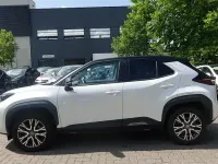 Gebraucht Toyota Yaris Cross Elegant 116 PS (85 kW) 2023 Schwarz SUV