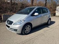 Gebraucht Mercedes A180 109 PS (80 kW) 2012 Grau Limousine