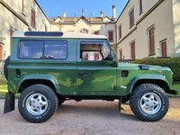 Gebraucht Land Rover Defender 122 PS (89 kW) 1999 Grün Kombi