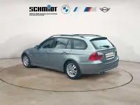 Gebraucht BMW 320 163 PS (119 kW) 2005 Arktis metallic Kombi