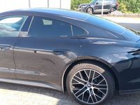 gebraucht Porsche Taycan Top Zustand Inspektion Neu