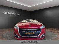 Gebraucht Peugeot 208 Active 82 PS (60 kW) 2018 Rot Kleinwagen