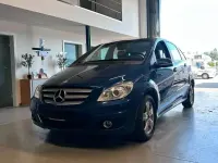 Gebraucht Mercedes B180 116 PS (85 kW) 2010 Blau Van / Kleinbus