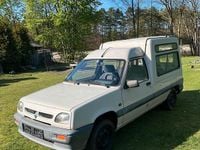 Second-hand Renault Rapid 55 CP (40 kW) 1995 Bej Monovolum