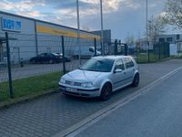 Gebraucht VW Golf IV 80 PS (58 kW) 1998 Silber Kleinwagen