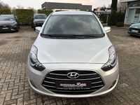 Gebraucht Hyundai ix20 YES! 90 PS (66 kW) 2017 Platinum silver Kleinwagen