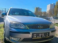 Usado Ford Mondeo 130 CV (95 kW) 2004 Plateado Familiar