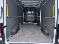 Gebraucht VW Crafter 177 PS (130 kW) 2024 Weiss Van