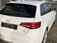Gebraucht Audi A3 Sport 150 PS (110 kW) 2018 Weiß Limousine