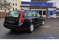 Używany Volvo V50 125 KM (91 kW) 2009 Czarny Kombi