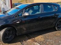 Gebraucht Opel Astra Edition 101 PS (74 kW) 2011 Schwarz Limousine