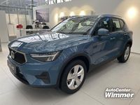 Gebraucht Volvo XC40 Core 163 PS (119 kW) 2023 Blau SUV