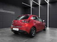 Gebraucht Mazda 2 Exclusive-Line 105 PS (77 kW) 2016 Rot Limousine