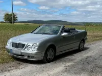 Gebraucht Mercedes CLK200 136 PS (100 kW) 1999 Silber Cabrio
