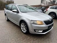 gebraucht Skoda Octavia Combi Elegance PDC/Sitzheizung/Bluetooth