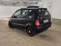 Gebraucht Mercedes A140 Elegance 82 PS (60 kW) 2003 Schwarz Van / Kleinbus