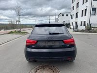 Gebraucht Audi A1 Attraction 105 PS (77 kW) 2010 Schwarz Kleinwagen