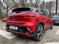 Gebraucht Renault Megane E-Tech Techno 160 kW (218 PS) 2023 Dezirrot + dolomitengrau Limousine